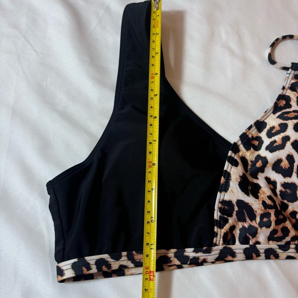 SHEIN Bathing Suit Top Leopard Adjustable Left Shoulder Straps Black Size Large - Picture 8 of 8